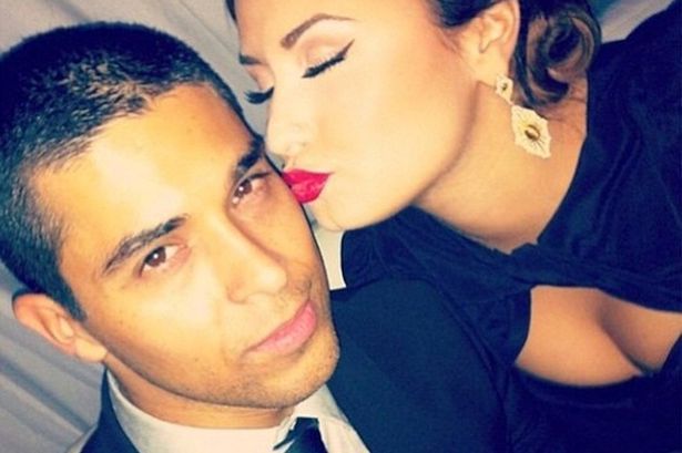 Wilmer Valderrama Heats up South Beach, Sexy Style