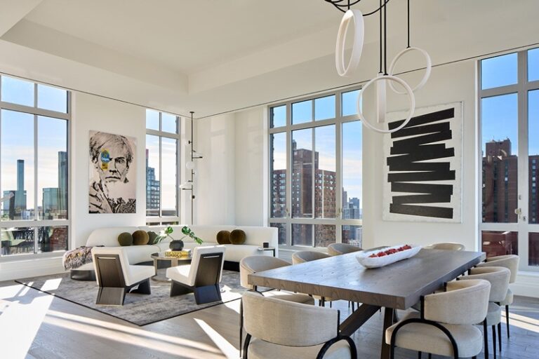 Holiday House Hamptons Showhouse
