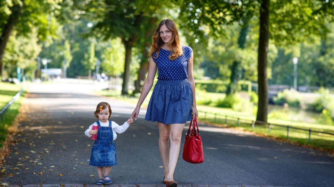 Best handbags for moms with toddlers